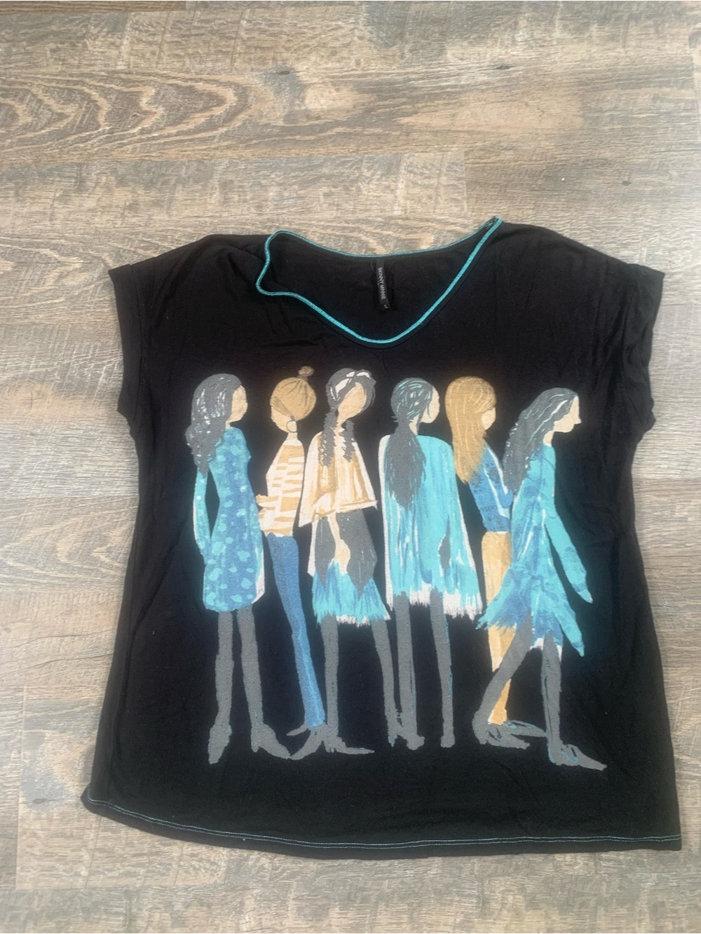 Y2K Skinnie Minnie 90’s Black Graphic Tee with Blue & Teal Figurine Print